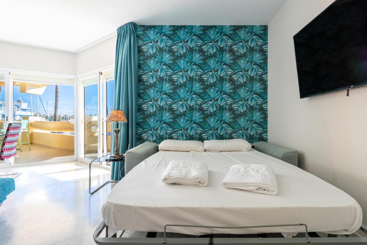 Wintowinrentals Luxury And Sea View Inside Puerto Marina Benalmádena Exteriör bild